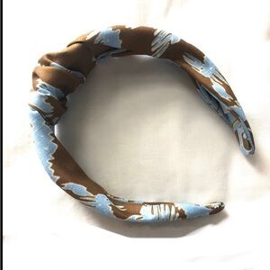 NWOT anthropology hair and